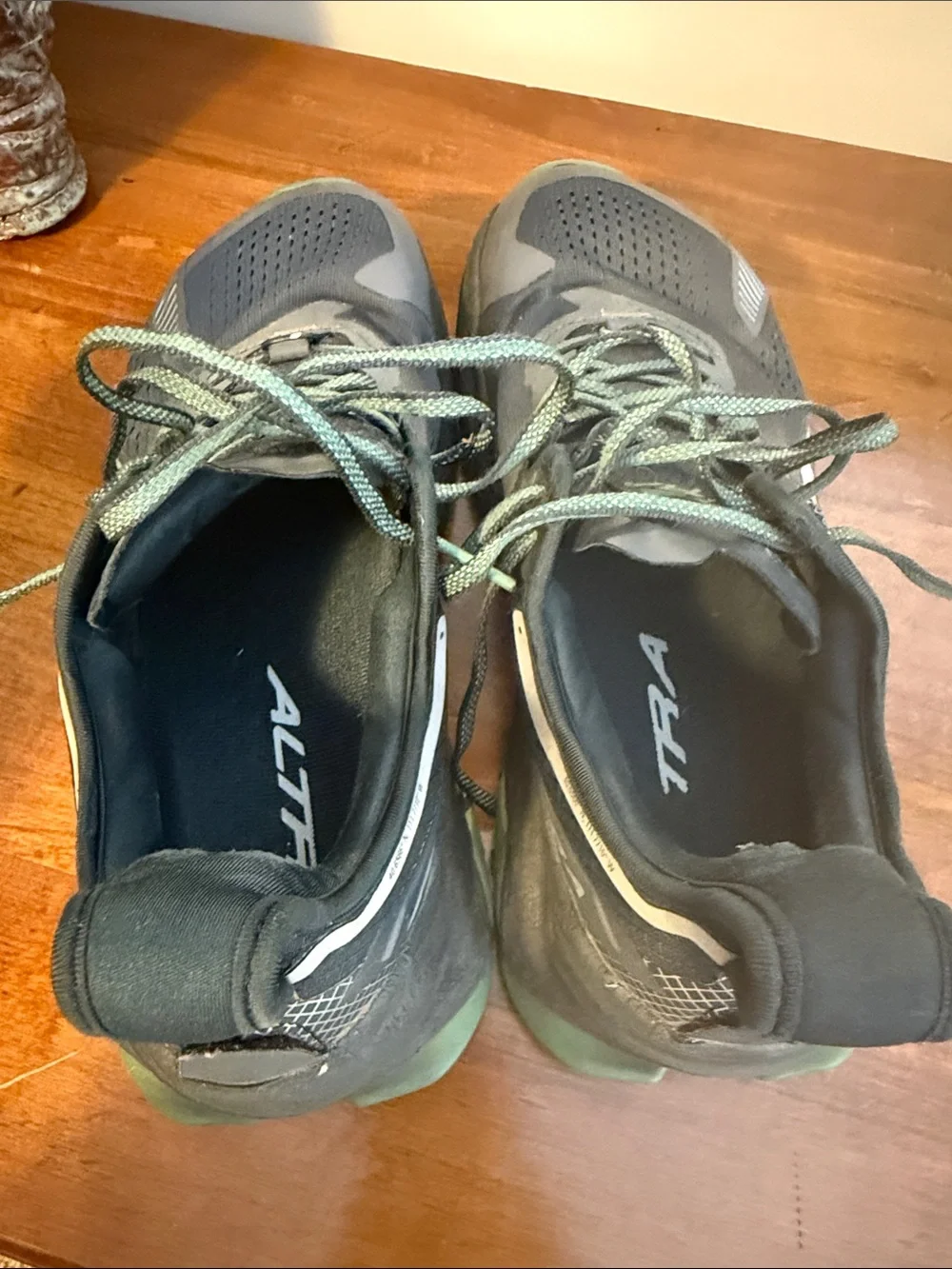 Altra Men’s Trail Running Shoes in Charcoal with Green Outsole